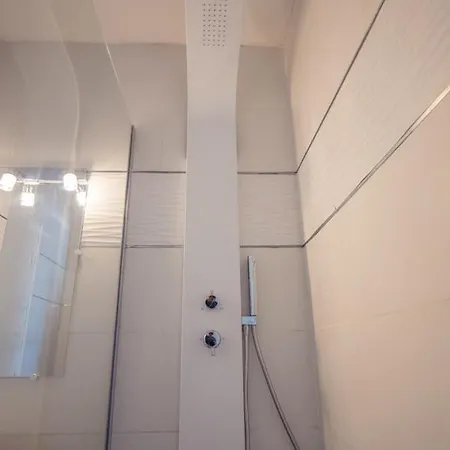 Apartment Ganusha Cosy 3 Parking Gratuit Balcon Grenoble